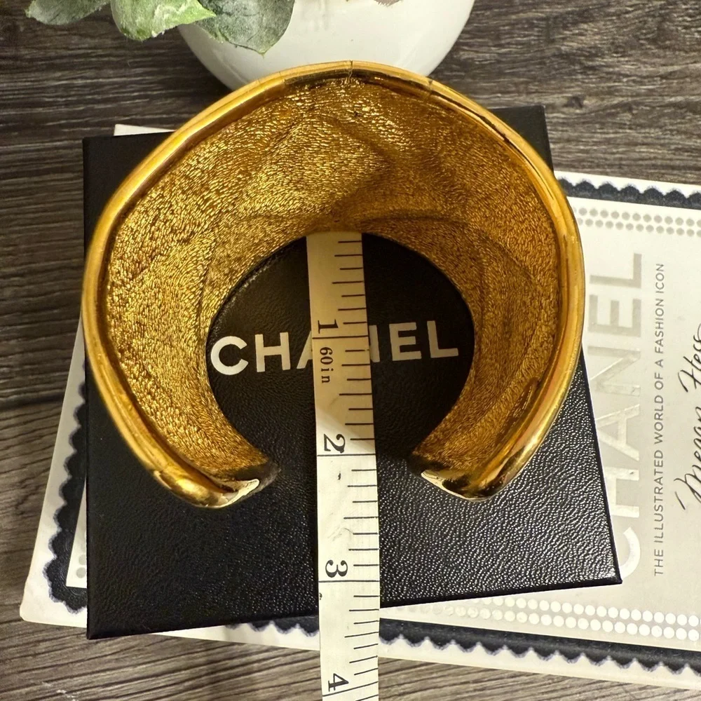 CHANEL Vintage Gold CC Logo Wide Cuff Bracelet - Picture 8 of 11
